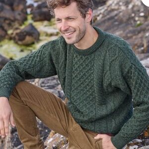 100% Irish Wool Green Knit Sweater